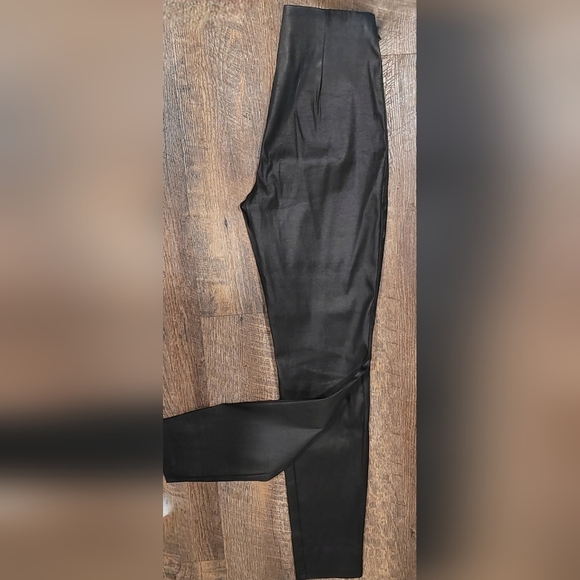 Aritzia Talula Black Polyester Stretch Leggings - Picture 5 of 8